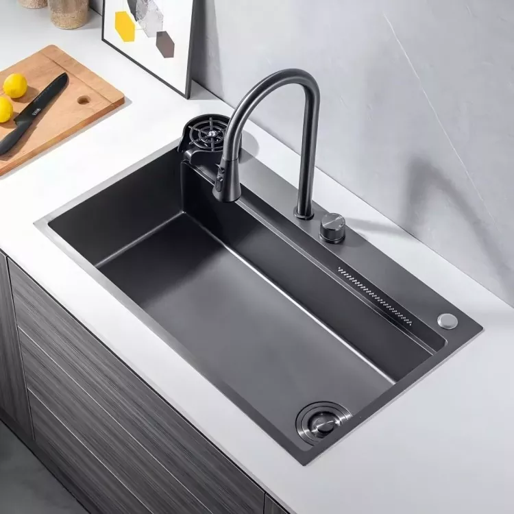 Faucet Dapur Tarik Keluar Tersembunyi dengan Fungsi Semburan